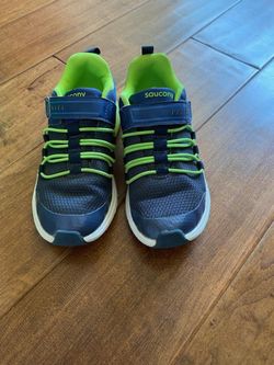 Saucony Light Up Shoes size 12.5 W