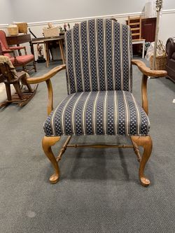 Ethan Allen Queen Anne Chair 