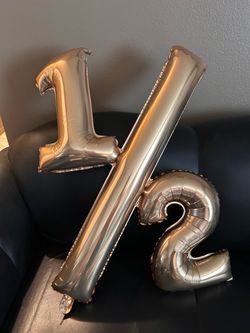 ½ Gold Foil Balloon Set