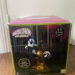 Gemmy 8' Tall Airblown Halloween Inflatable Dead Tree with Ghost