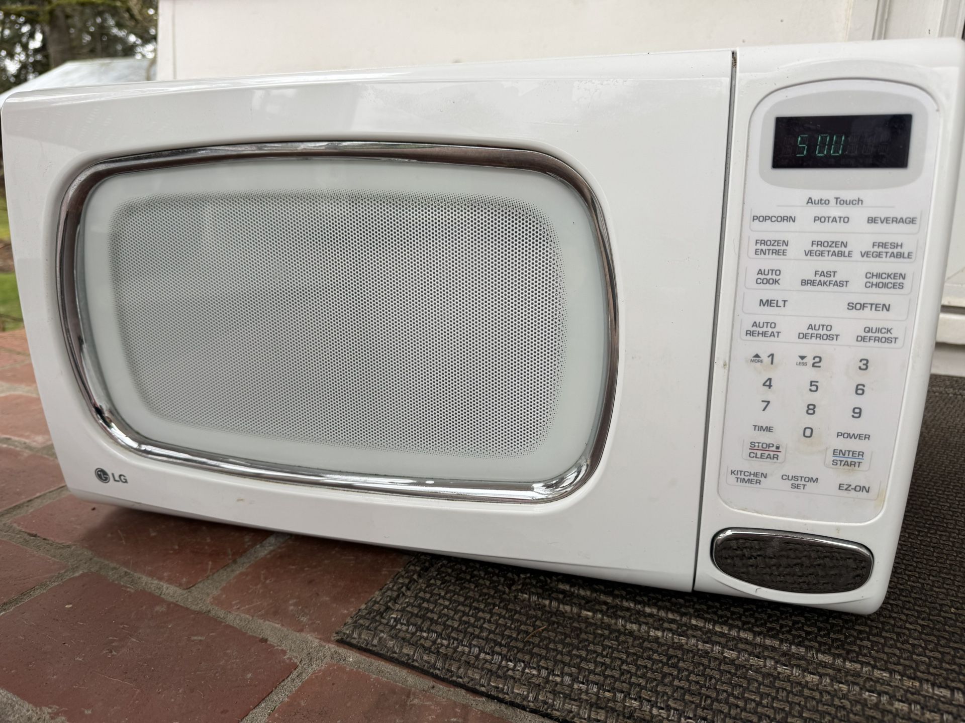 LG Microwave 