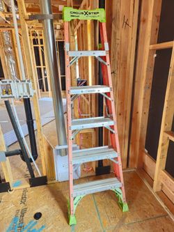Louisville 6 ft ladder