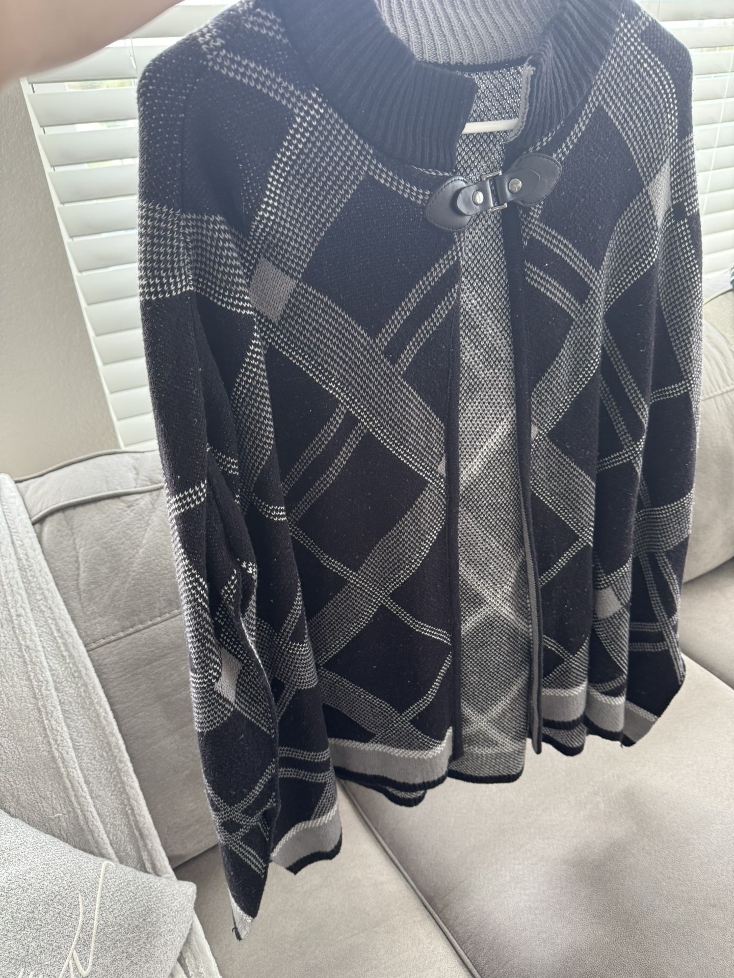 Small/Medium Sweater - No Sleeves