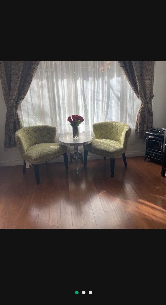 Cynthia Rowley Chairs