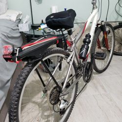 26"  Trek Navigator 200