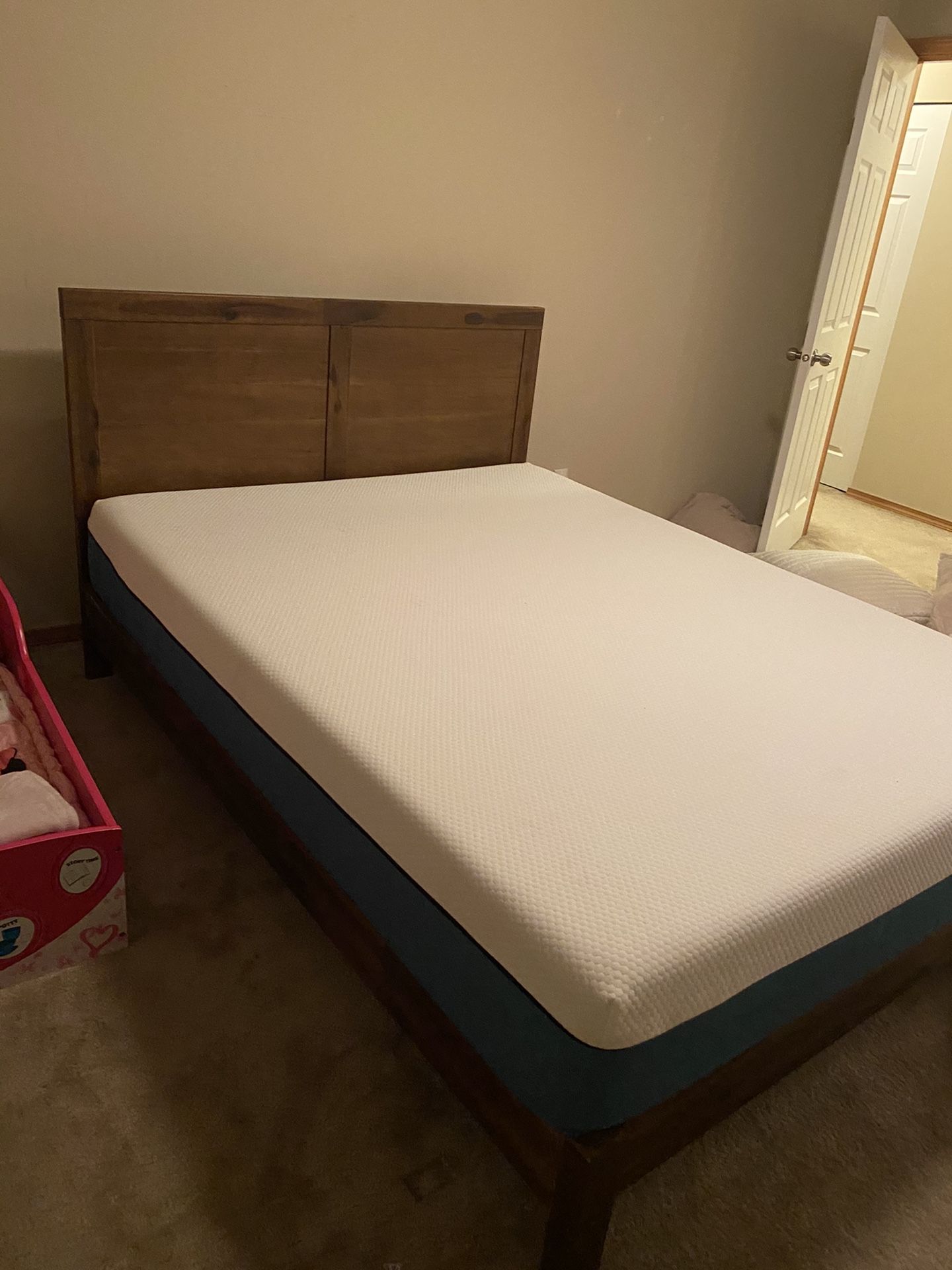 Queen wood platform bed frame and Queen foam mattress