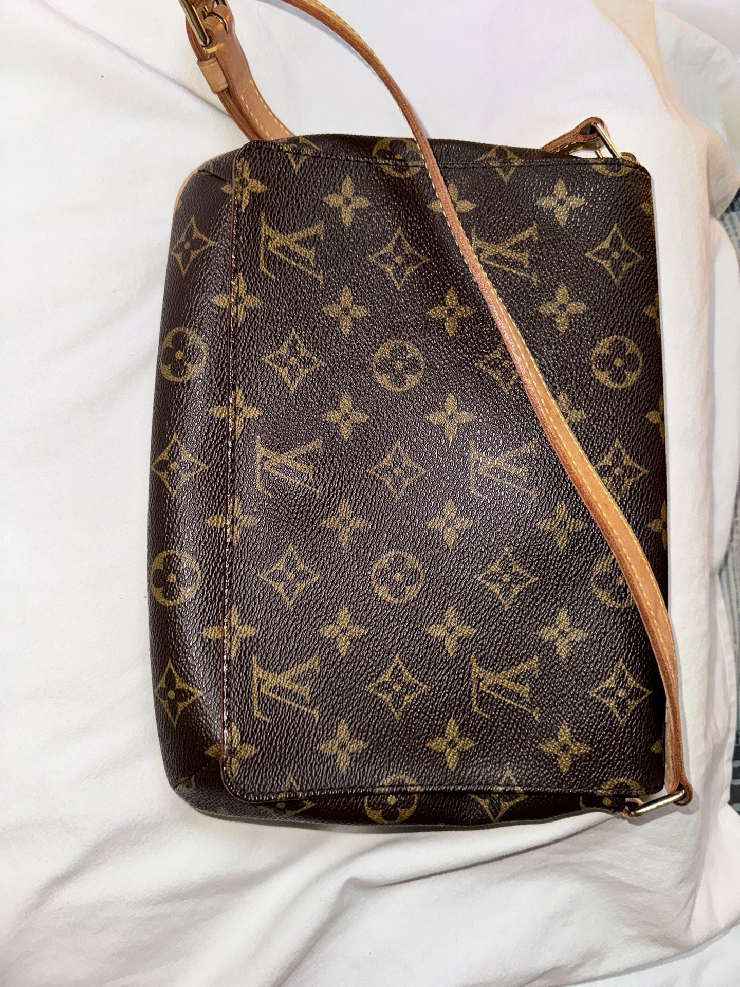 Authentic LV Musette Tango