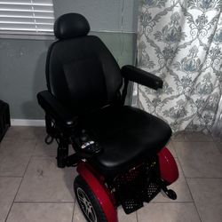 Jazzy Elite Electric Wheelchair 
