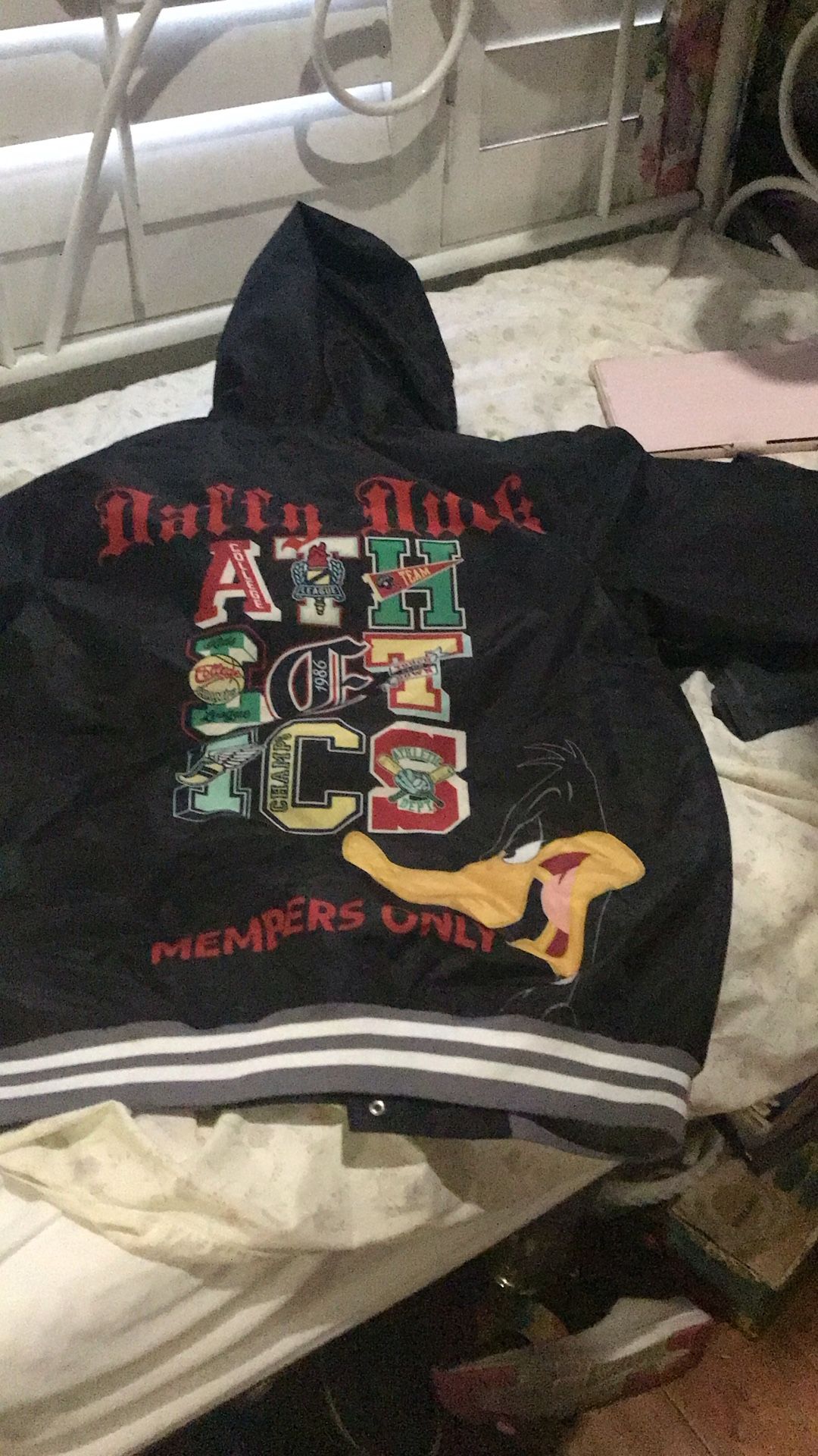 Vintage Design Look Duffy Duck Jacket Small