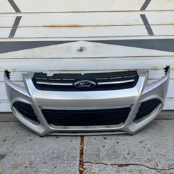 2013 2014 2015 2016 Ford Escape OEM Front Bumper Assembly
