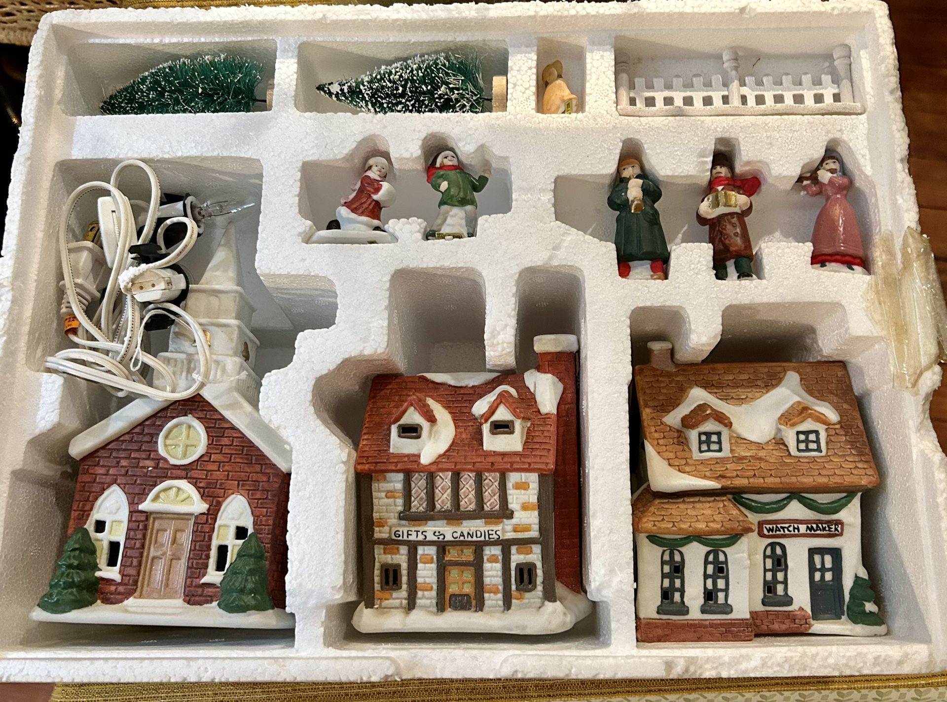 Vintage Porcelain Village In Box
