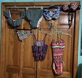 Womens Xs/small Swimsuit Bundle