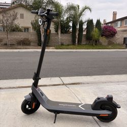 NIU KQi2 Electric Scooter – Excellent Condition
