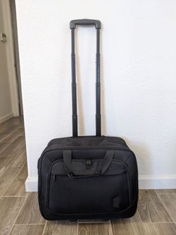 Rolling briefcase