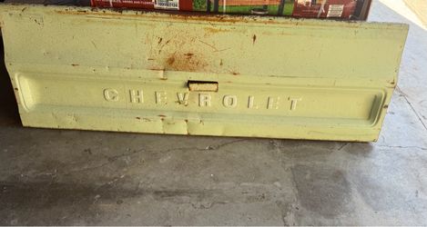 Chevrolet Square Body Tailgate