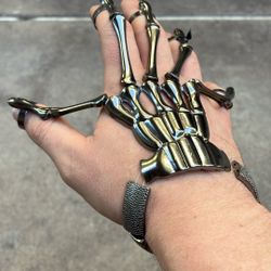 Skeleton Hands