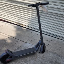 Price Firme Electric scooter.
Phantoom gogo