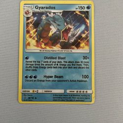 Gyarados Pokémon Card Near Mint Condition 