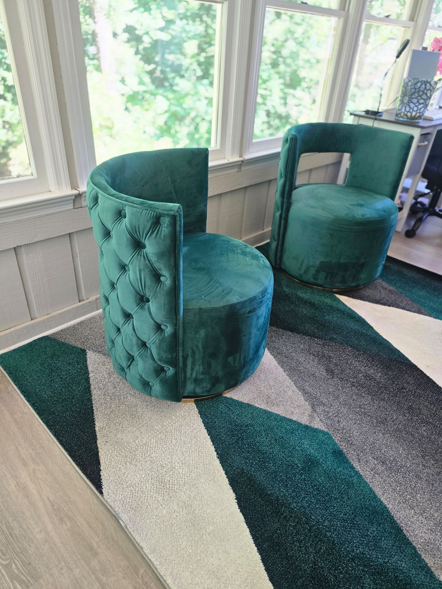 2 Accent chairs