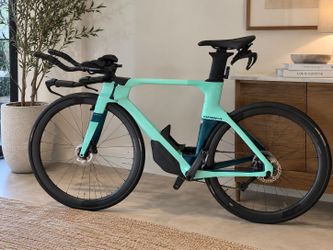 Orbea Ordu M20iLTD Carbon Triathlon Bike 2025 – Shimano Ultegra Di2 12-Speed