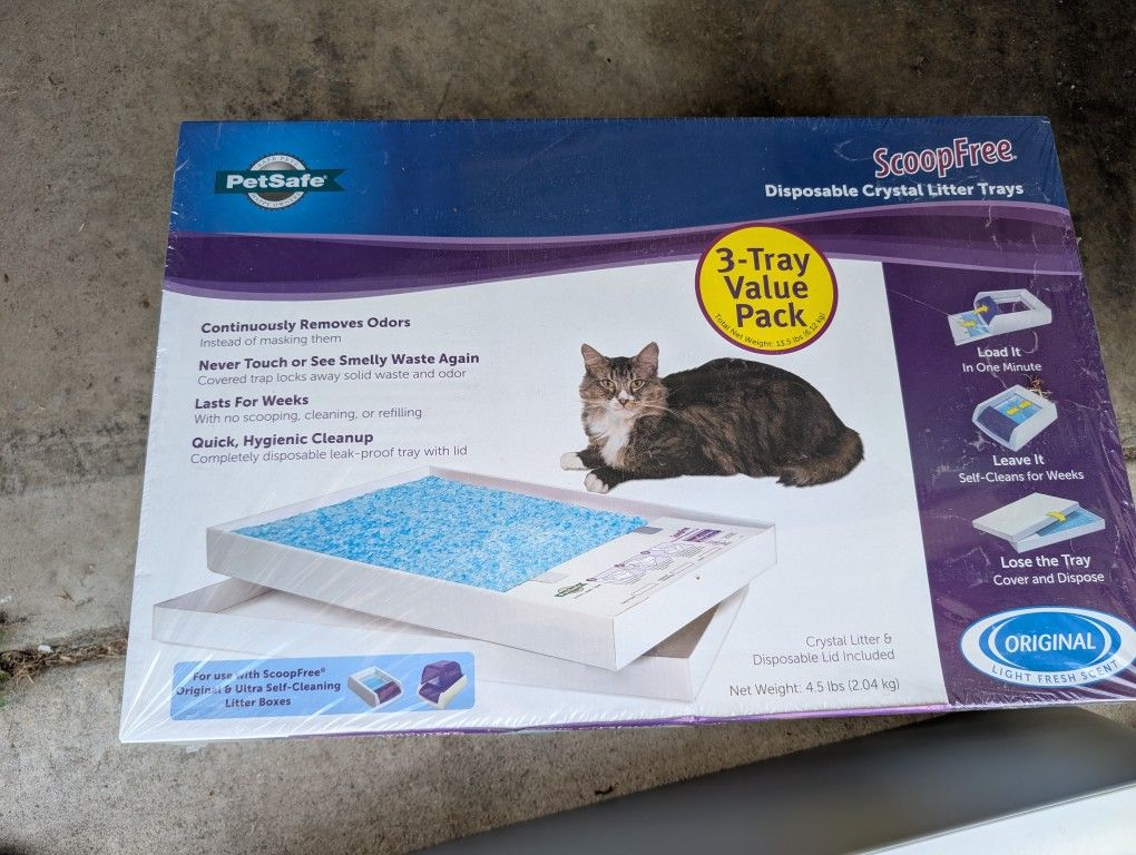 Petsafe Litter Box w/3 New Crystal Trays