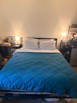Queen bedframe and mattress