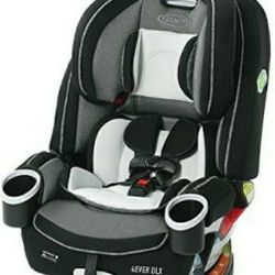 Graco 4 IN 1 CARSEAT new 4EVER DLX