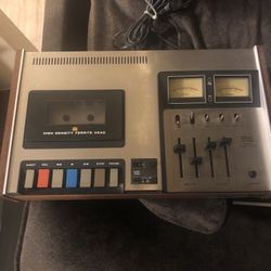 TEAC Dolby System Stereo Cassette Deck