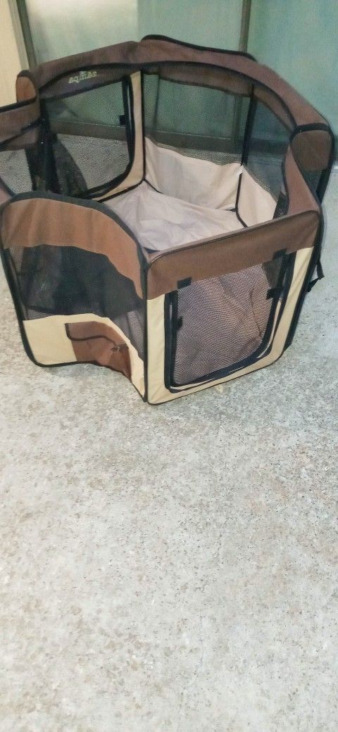 Zampa Foldable Dog Play Pen
