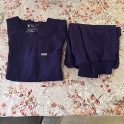 Men’s FIGS (Size Medium) joggers (Pants And shirt)