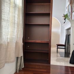 📚 Bookshelves for Sale – Great Deals!