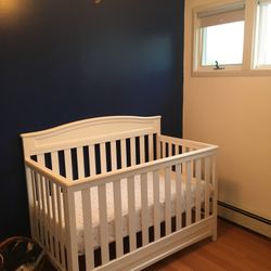 4 In 1 Delta Children Crib White 