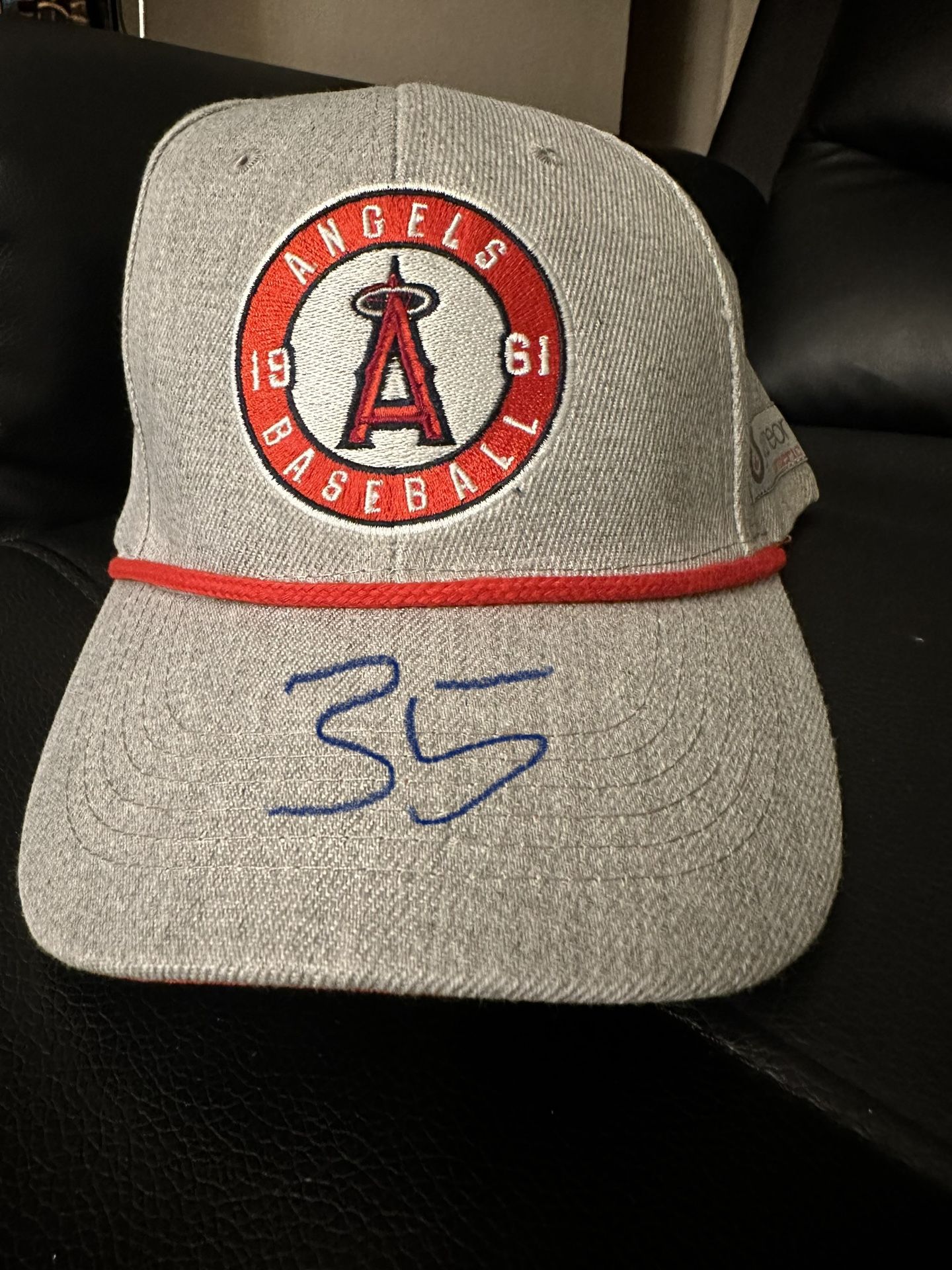 Los Angeles Angels 1961 Cooperstown Pro Standard Wrapped Snapback Cap -  White/Red for Sale in Hemet, CA - OfferUp