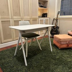 Poppin Key 40” Home Office Modern MCM Desk