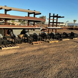 Skidsteer grapple buckets
