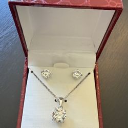 NEW Beautiful Sterling Silver Necklace and Earrings Set