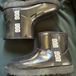 Ugg Classic Clear Black Mini boots Size 9