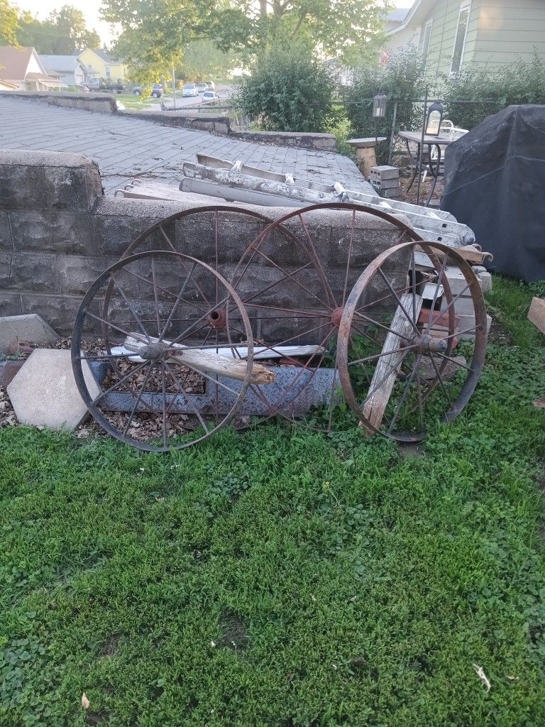 4 Old Steal Wagon Wheels