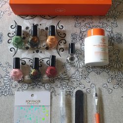 Nail Polish Kit With Nail Remover 