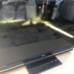 Sony Bravia 50 Inch LCD Flat Screen TV