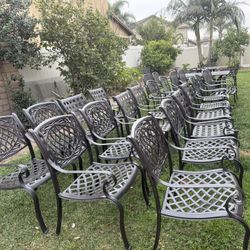 set of outdoor cast aluminum chair/table/cushion/bar stool 