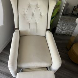 Beige recliner classic