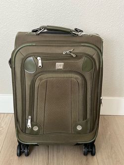 Olympia Spinner Suitcase