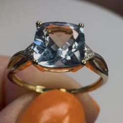 14k yellow gold , Sky Blue Topaz, Diamonds New ring  Size 6
