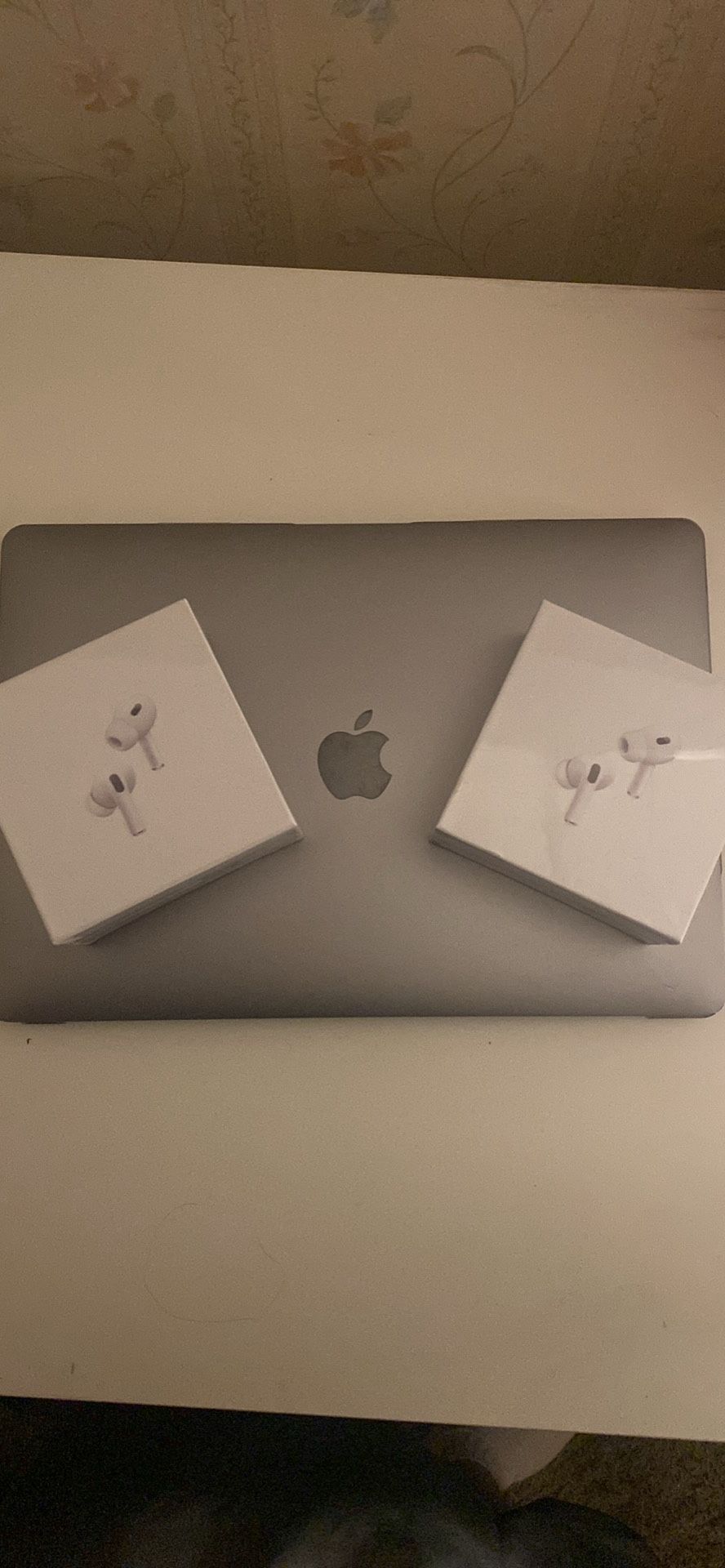 Apple AirPod Pros 2