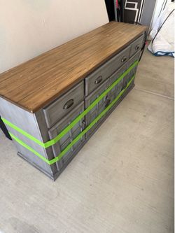 TV/media console