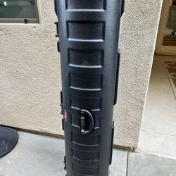 SKB Hard Shell Golf Travel Case – Airline Approved – Brand New
