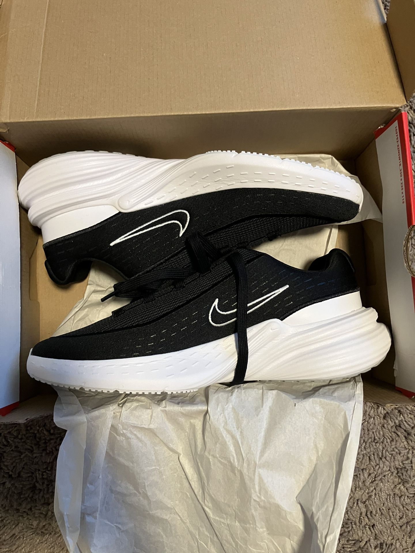 Nike Men Shoes 
