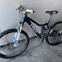 Women ‘s TREK Mountain Bike 