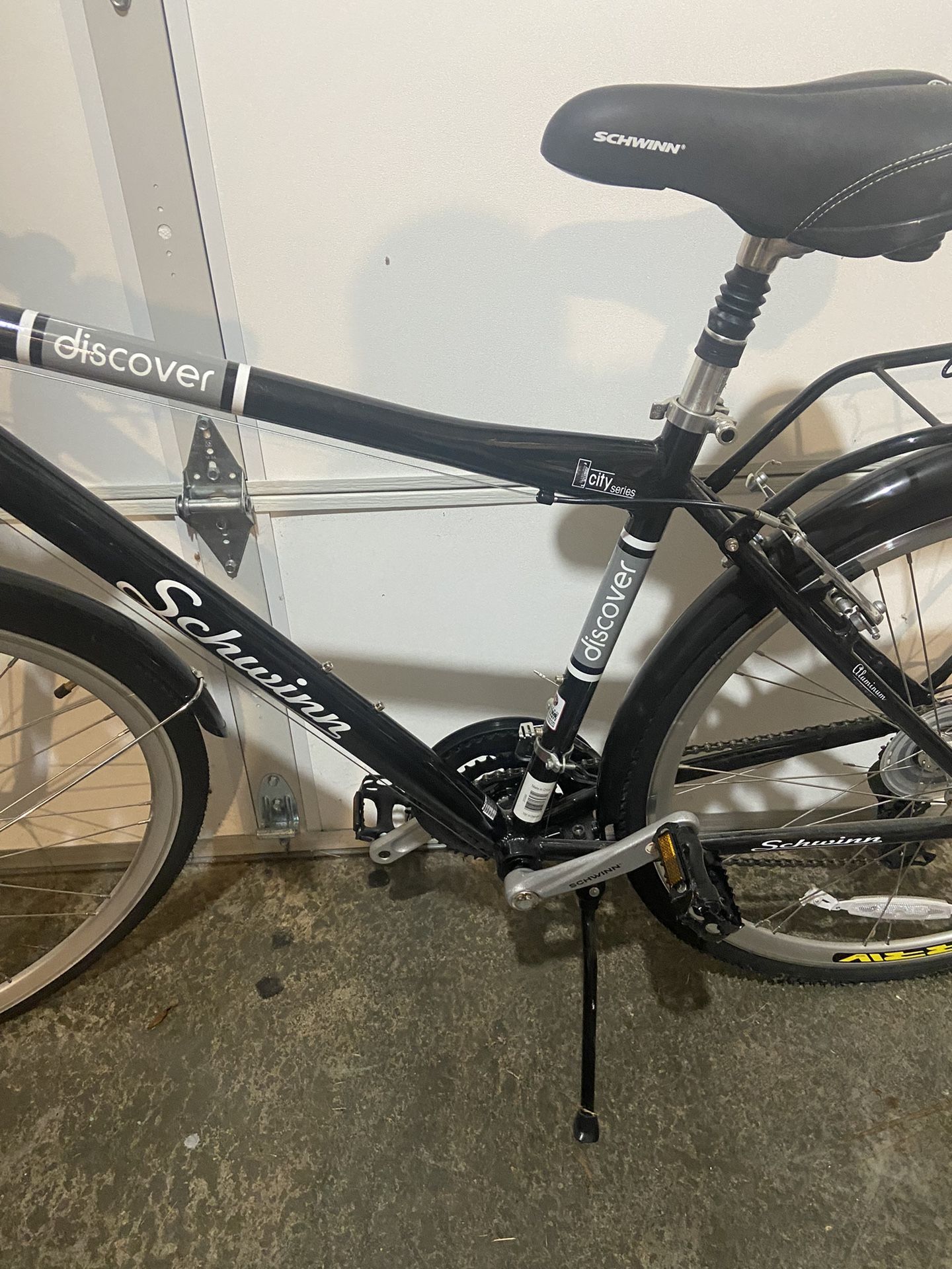 Mountain Bike Schwinn Discover Bicycle Schwinn Discover Hybrid Bike For Sale In Lake Stevens, WA OfferUp Mountain Bike Schwinn Discover Bicycle Schwinn Discover Hybrid Bike For Sale In Lake Stevens, WA OfferUp